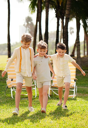 Family, maternity and kids photo session in Miami