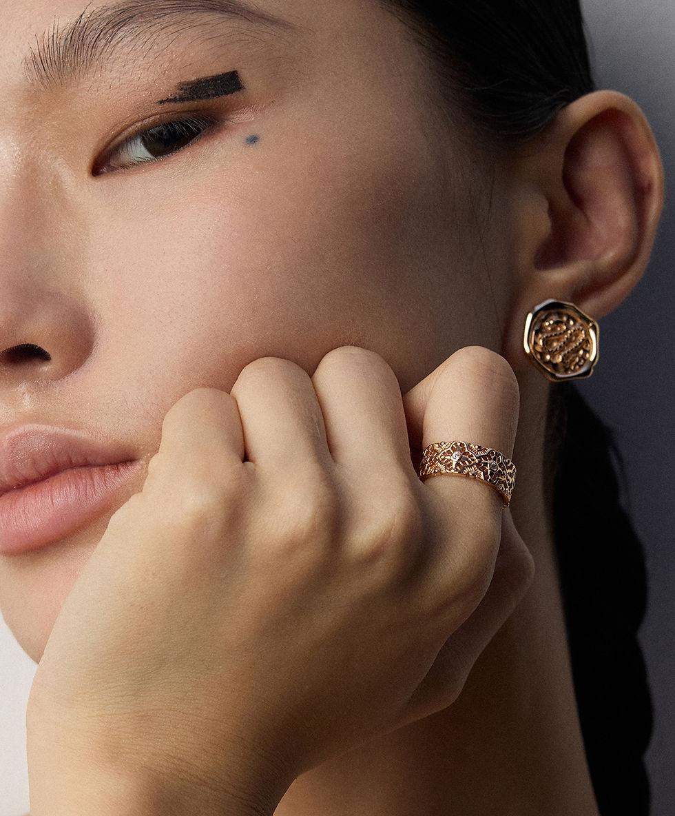 Thumbnail: Vintage Elegant Bloom Ring