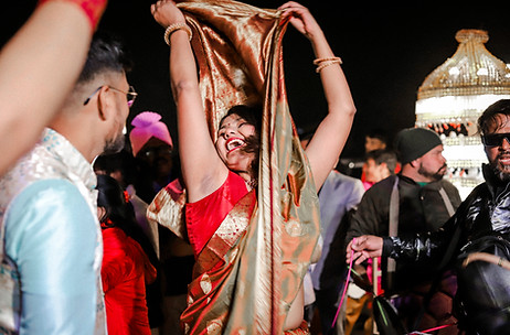 Authentic moments that tell the story of the celebration