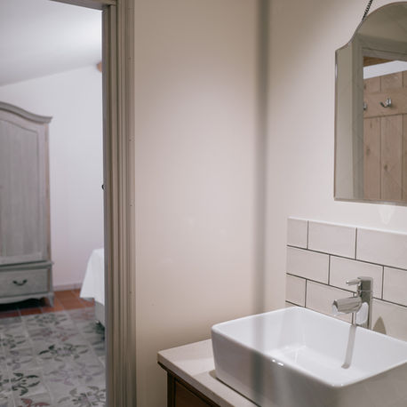 Bois D’Argent, Reine is a king/twin, ensuite 2nd floor bedroom