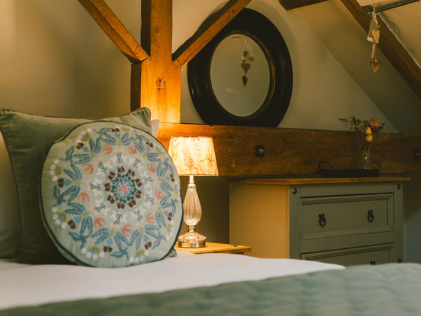 Pottery Lane Farm Barn double bedroom luxury pillows