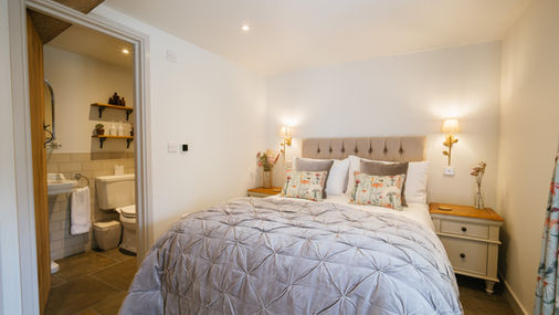 Cosy Cottage_Web-18.jpg