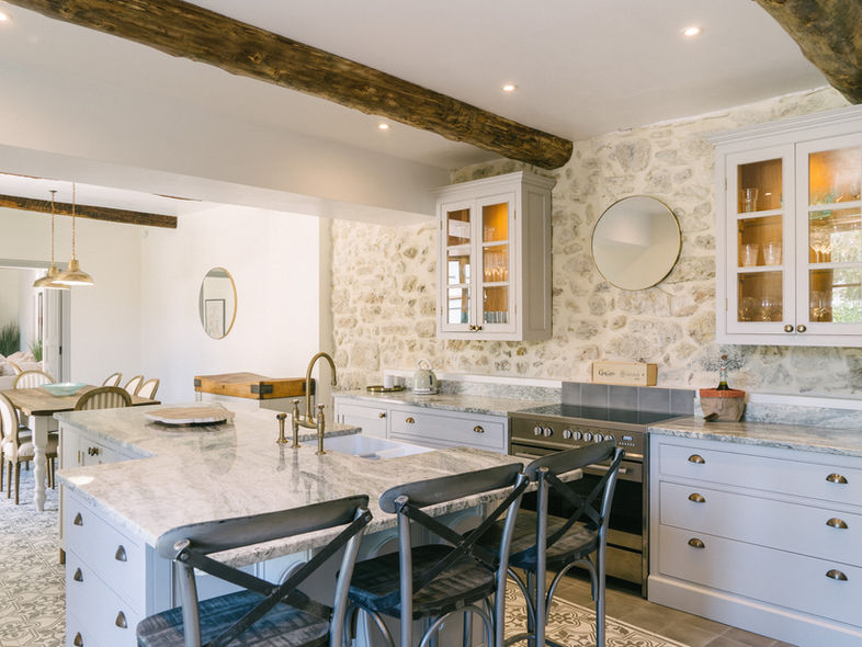 Bois d'Argent, open plan dining and kitchen