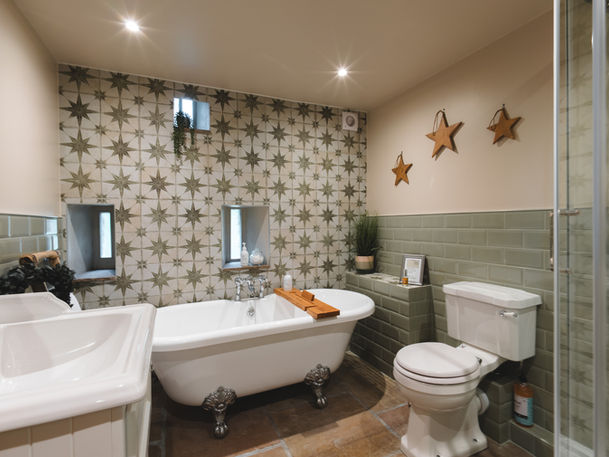 Pottery Lane Farm Barn luxury bathroom