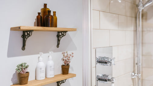 Kent Cottage Bathroom.jpg