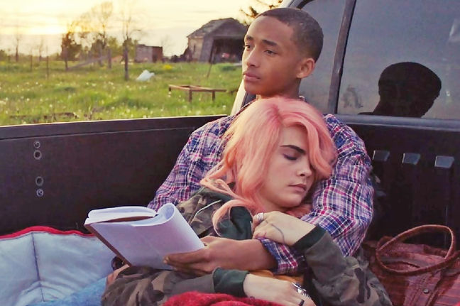 HERE’S YOUR BINGE WATCH GUIDE FOR A PERFECT VALENTINE’S DAY!