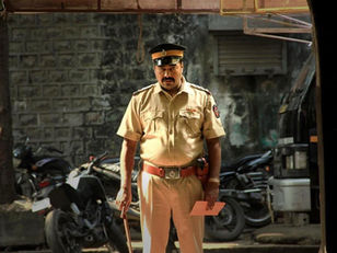 ANURAG KASHYAP SHARES HIS EXPERIENCE OF PLAYING A LAIDBACK INSPECTOR IN GHOOMKETU. FIND OUT!