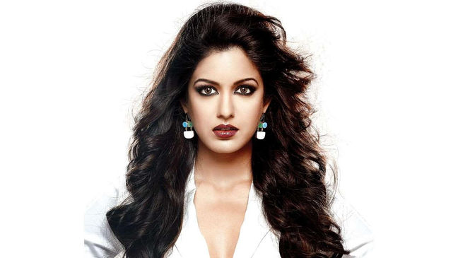 PEARL PURI AND ISHITA DUTTA WILL BE SEEN IN COLORS’ BEPANAH PYAARR