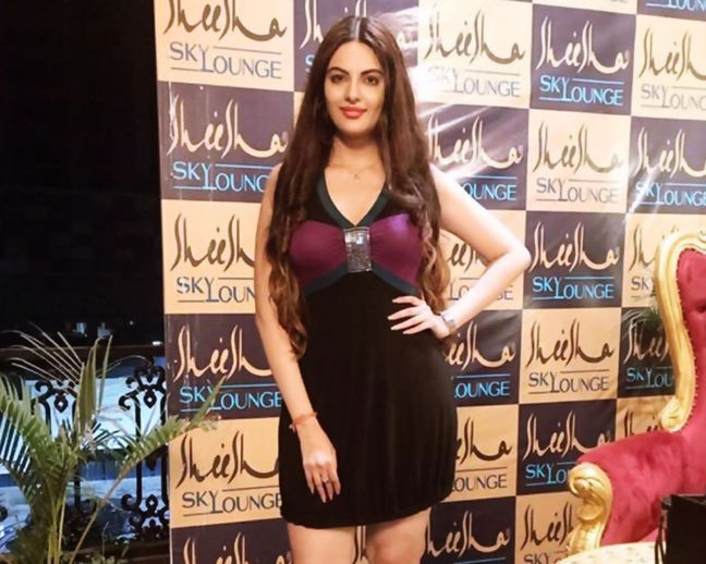 ACTRESS JINAL PANDYA IN PUNE AS CELEBRITY GUEST ON VALENTINE DAY