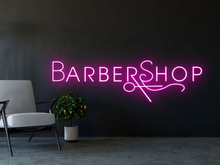 Descubre Cómo la Iluminación Perfecta Puede Resaltar la Elegancia y Elevar la Experiencia en tu Barbería