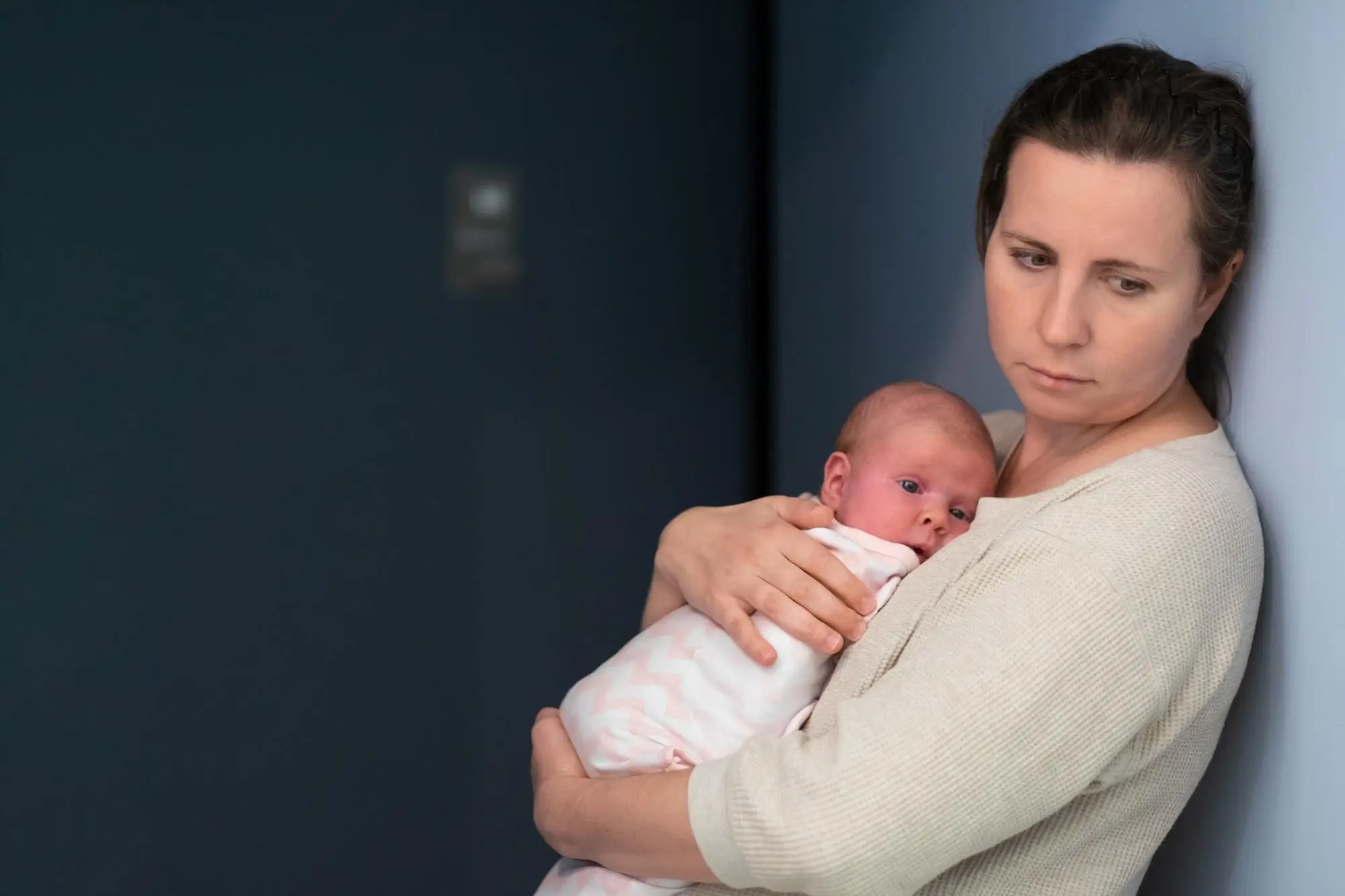 Signs and symptoms Post-partum blues.webp