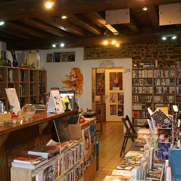 CAFÉ LIBRAIRIE PLUME ET BULLE