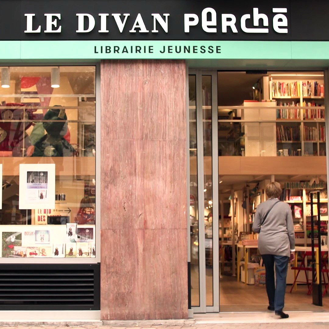 LE DIVAN PERCHÉ