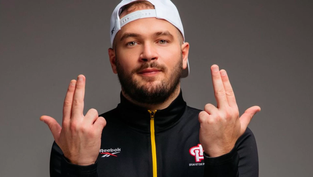 Jul : son dernier album en tête du classement Top Album en France