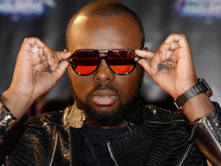 Gims a failli se faire étrangler par un fan en plein concert à Kinshasa