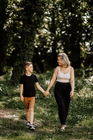 Familienshooting in Wien, Umgebung & Niederösterreich – emotionale Familienfotografie & natürliche Babyfotos