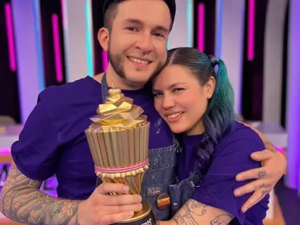 GANADORES DE LA SEGUNDA TEMPORADA DEL PROGRAMA “PASTELEROS CONTRA EL TIEMPO” DE NETFLIX SON DE AGUASCALIENTES