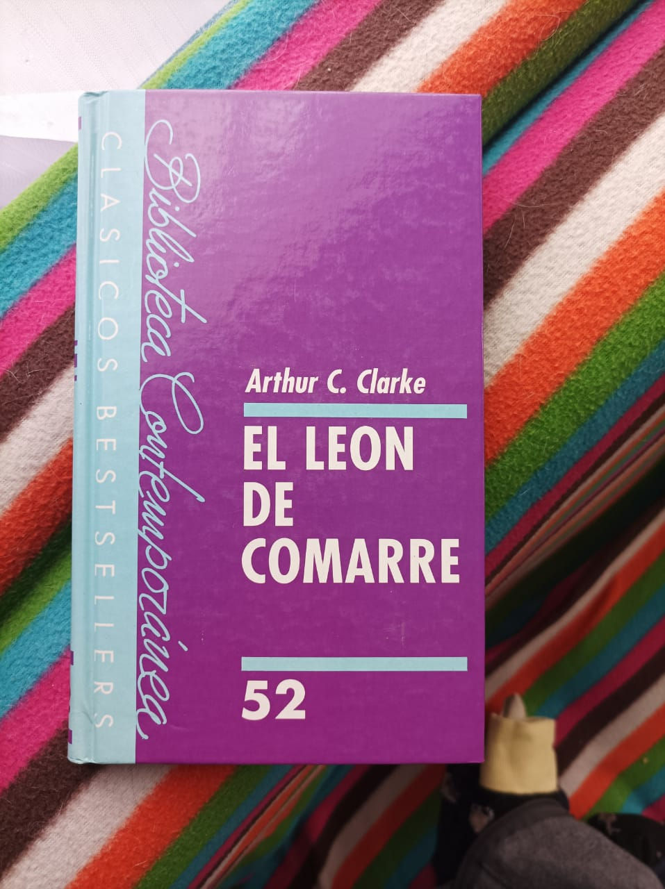 El León de Comarre. A la caída de la noche. Arthur C. Clarke.