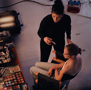 Frilansande makeupartist och hårstylist