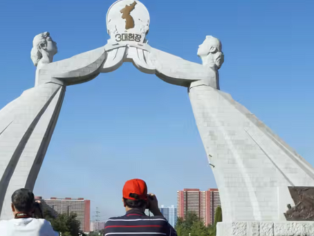 N Korea Tears Down Re-Unification Arch