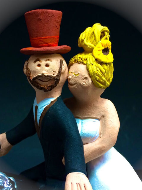 Thumbnail: Groom in Top Hat on Harley Davidson Wedding Cake Topper, Bik