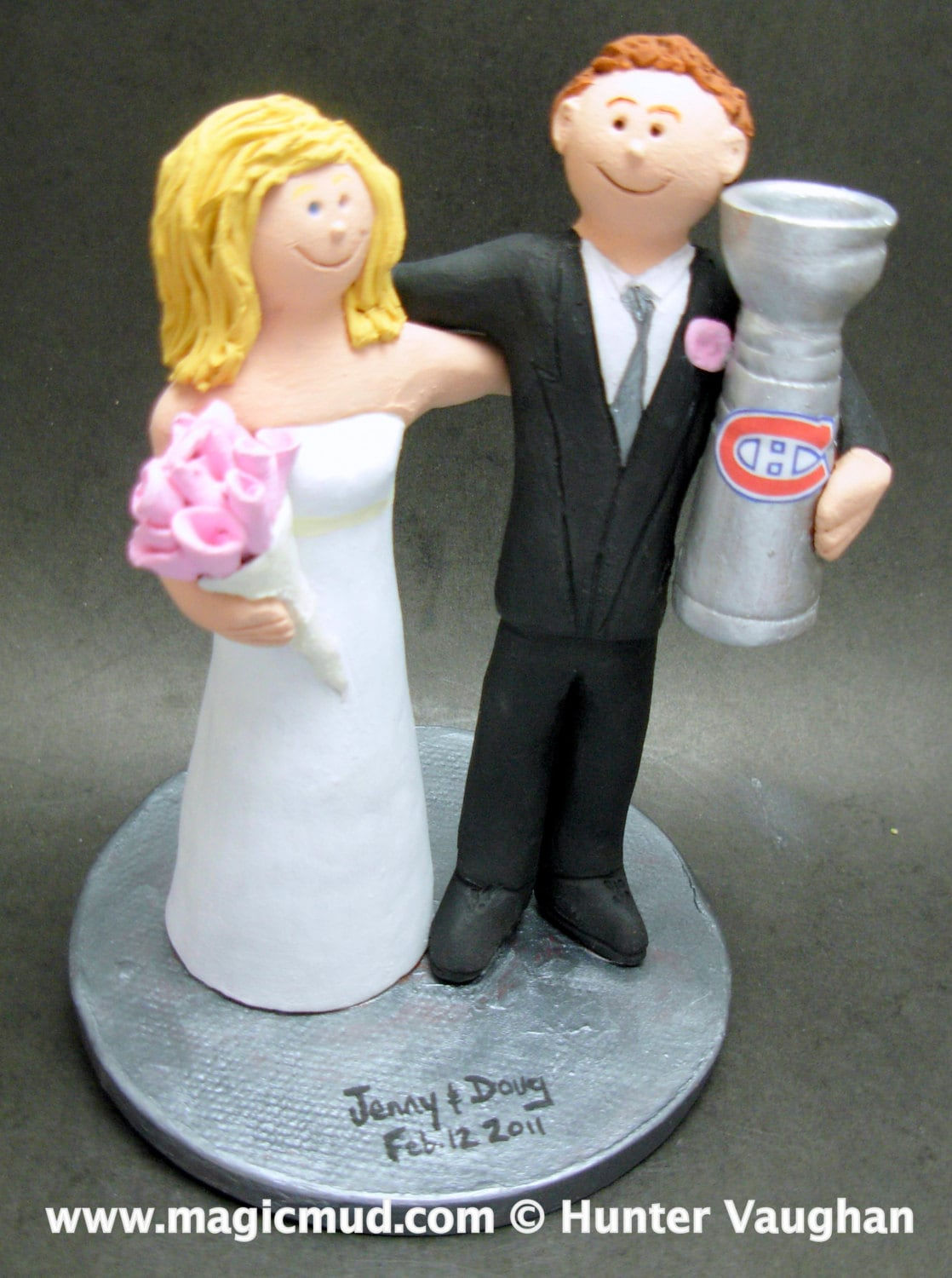Montreal Canadians Hockey Wedding Cake Topper, Hockey Bride