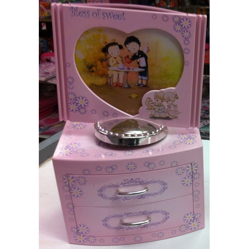 Reg $22 MUSIC BOX with Photo Frame Pink