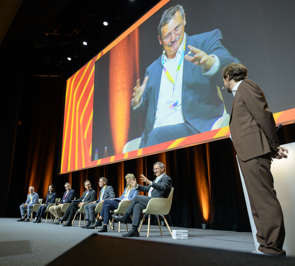 Science communication panel discussion at a professional conference