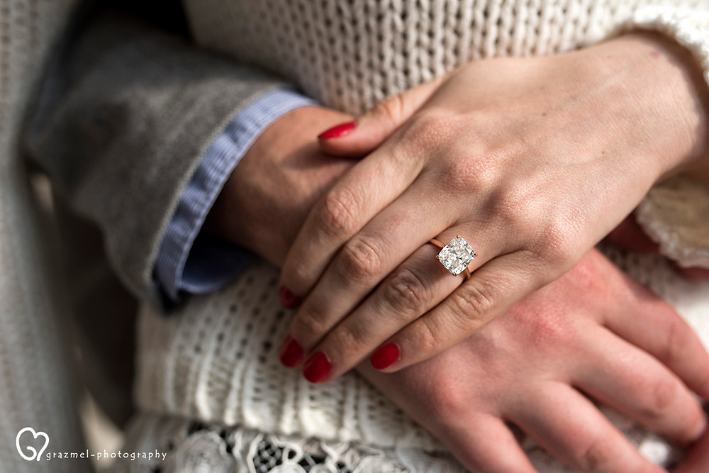 romantic proposal in Budapest, wedding photographer Budapest Hungary, best wedding photographers Budapest, esküvő fotós Budapest, legjobb esküvői fotós