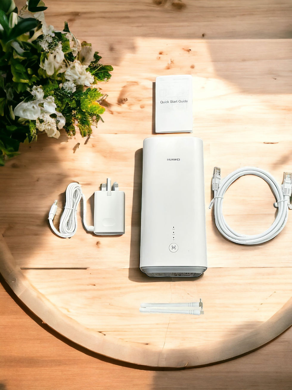 Thumbnail: Huawei H112-370 5G Wi-Fi 6 Router (White) + 2 x External Antennas