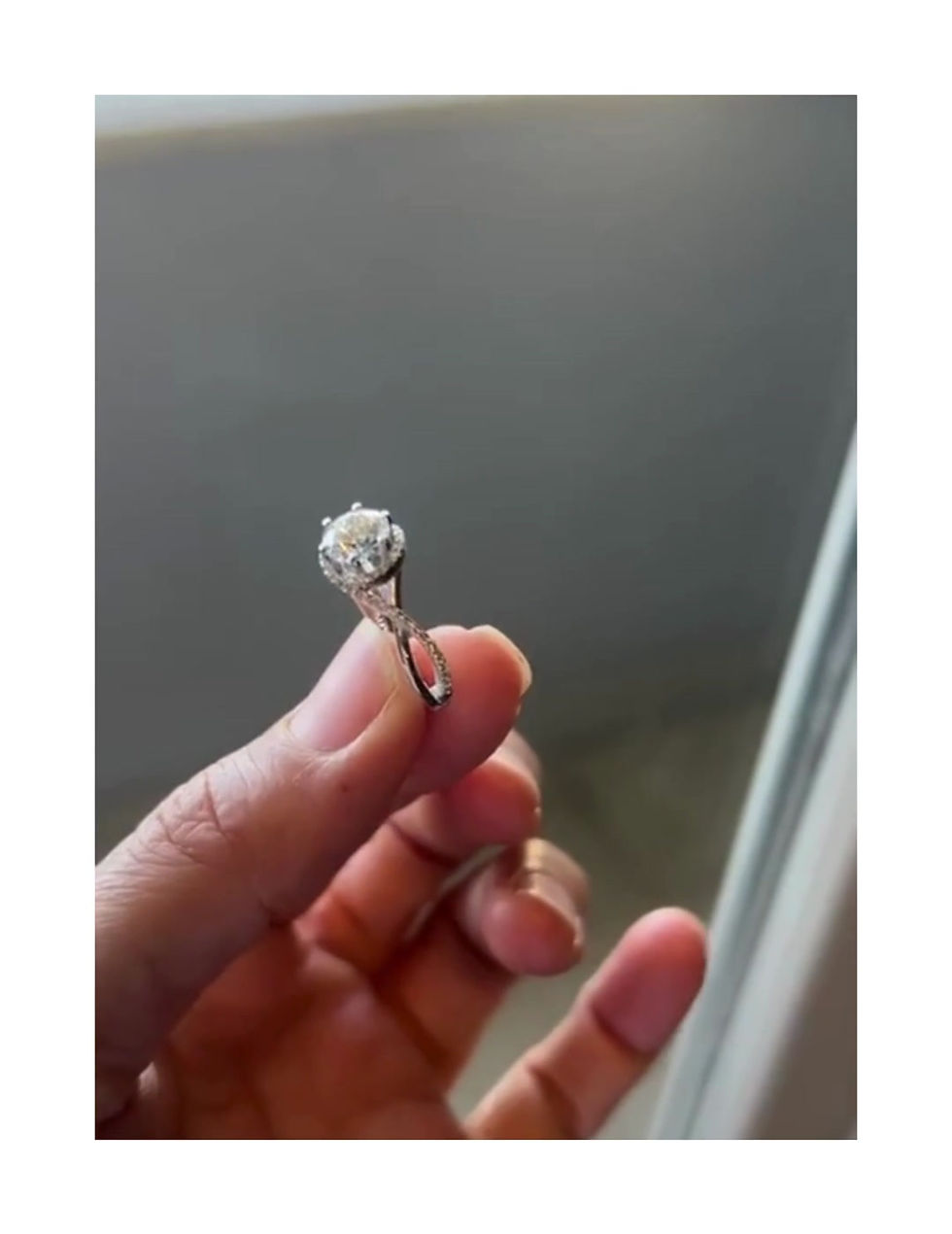 Küçük resim: Gökçe 1.25  Karat Tektaş Yüzük