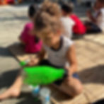 Foto de criança em atividade do Projeto Cria.