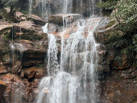 Swimming in Waterfalls Pools Safely This Summer