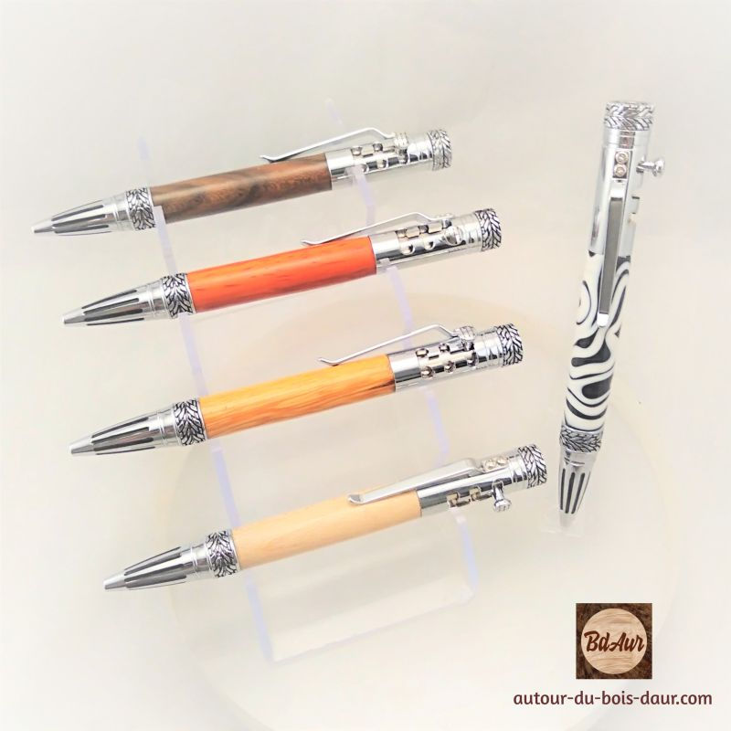 Miniature : Stylo Formule 1 (F1) en Ziricote (Bois exotique) plaquage Chrome V1)