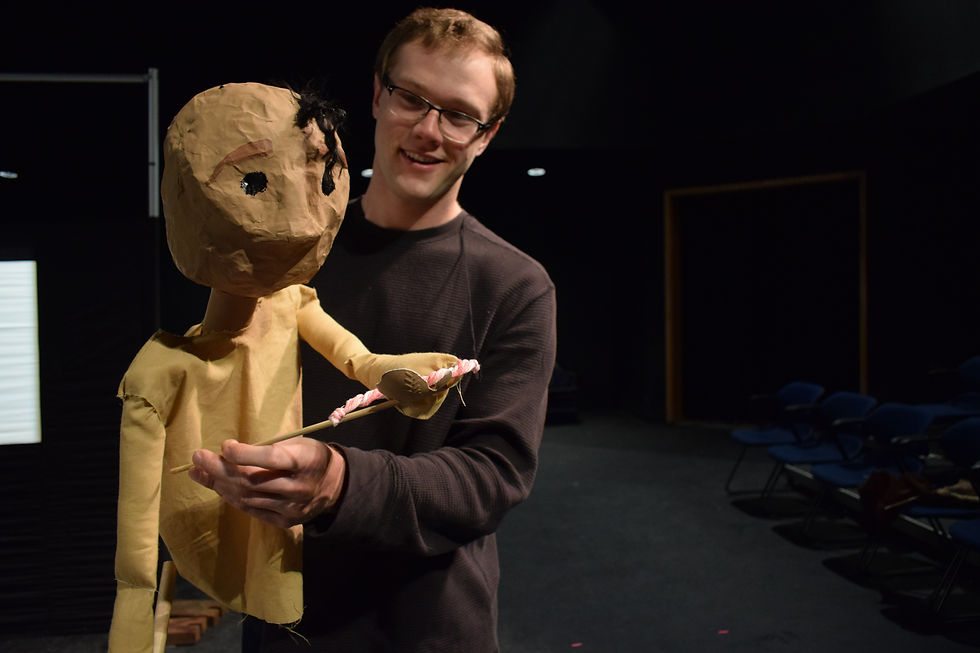 Puppeteering for World of Puppets