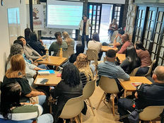 Aula dos Cursos de Formação em Direitos Humanos aborda o Capitalismo