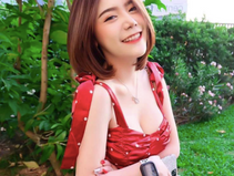 抱着蛇美妹z到床上，她说：我洗过澡了