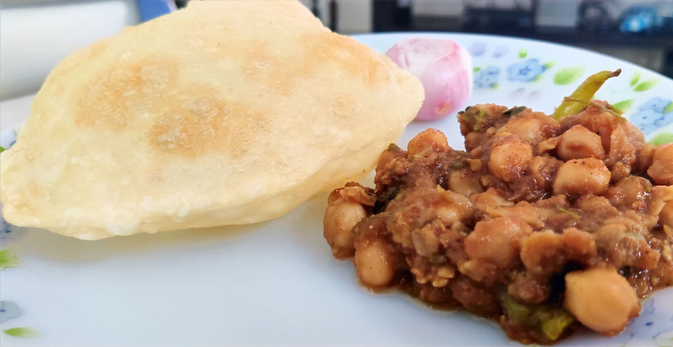 Sher-E- Punjab: Chole Batura,The Fluffy Treasure