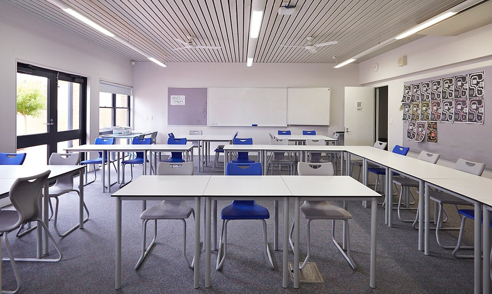 Spaceforme en classic skid chair in modern classroom