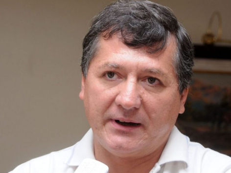 SUSPICAZ SOLICITUD DE RENUNCIA AL DIRECTOR DEL HOSPITAL DE FIAMBALÁ