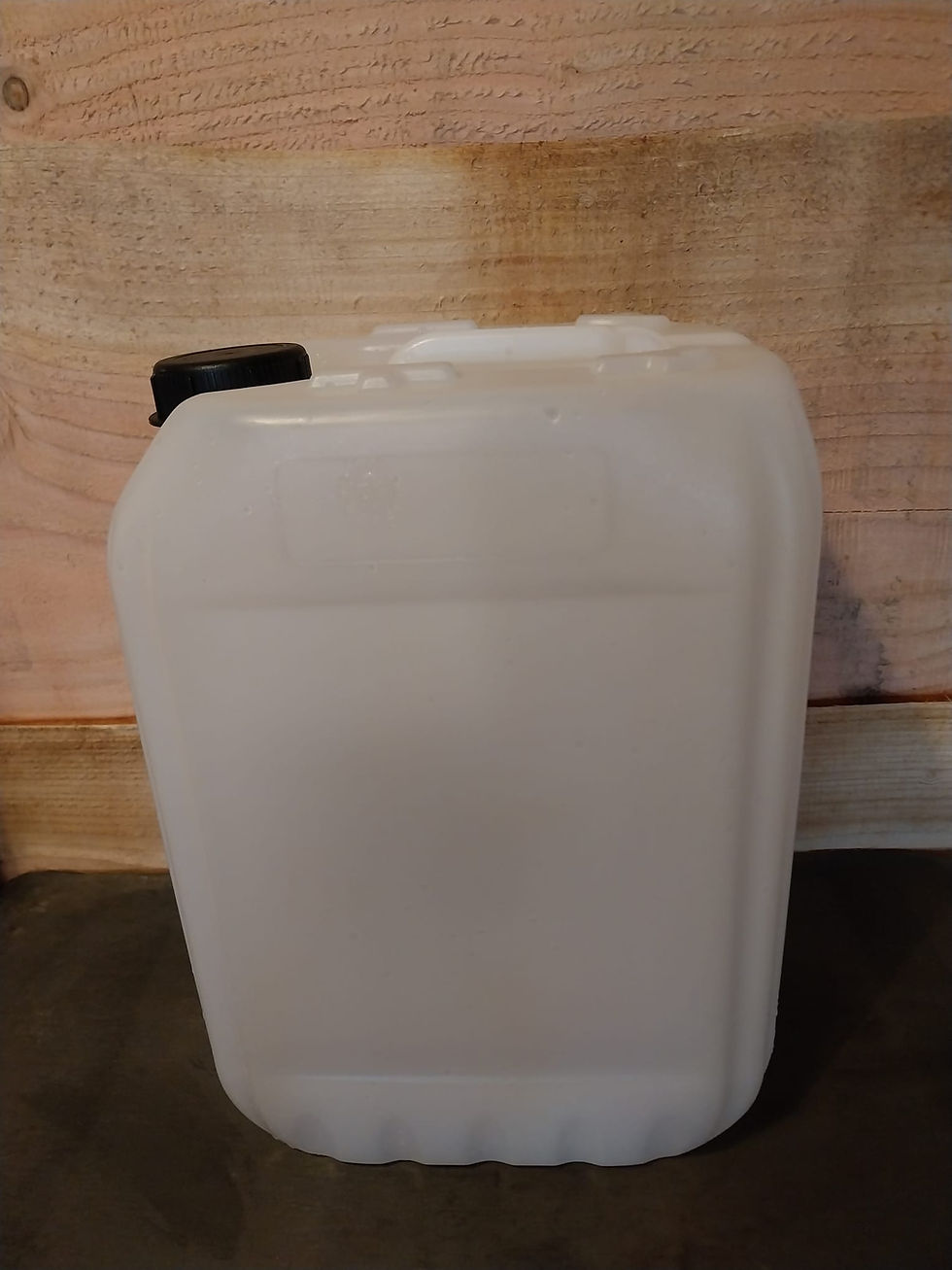 Thumbnail: Organic raw milk  Courier Delivery