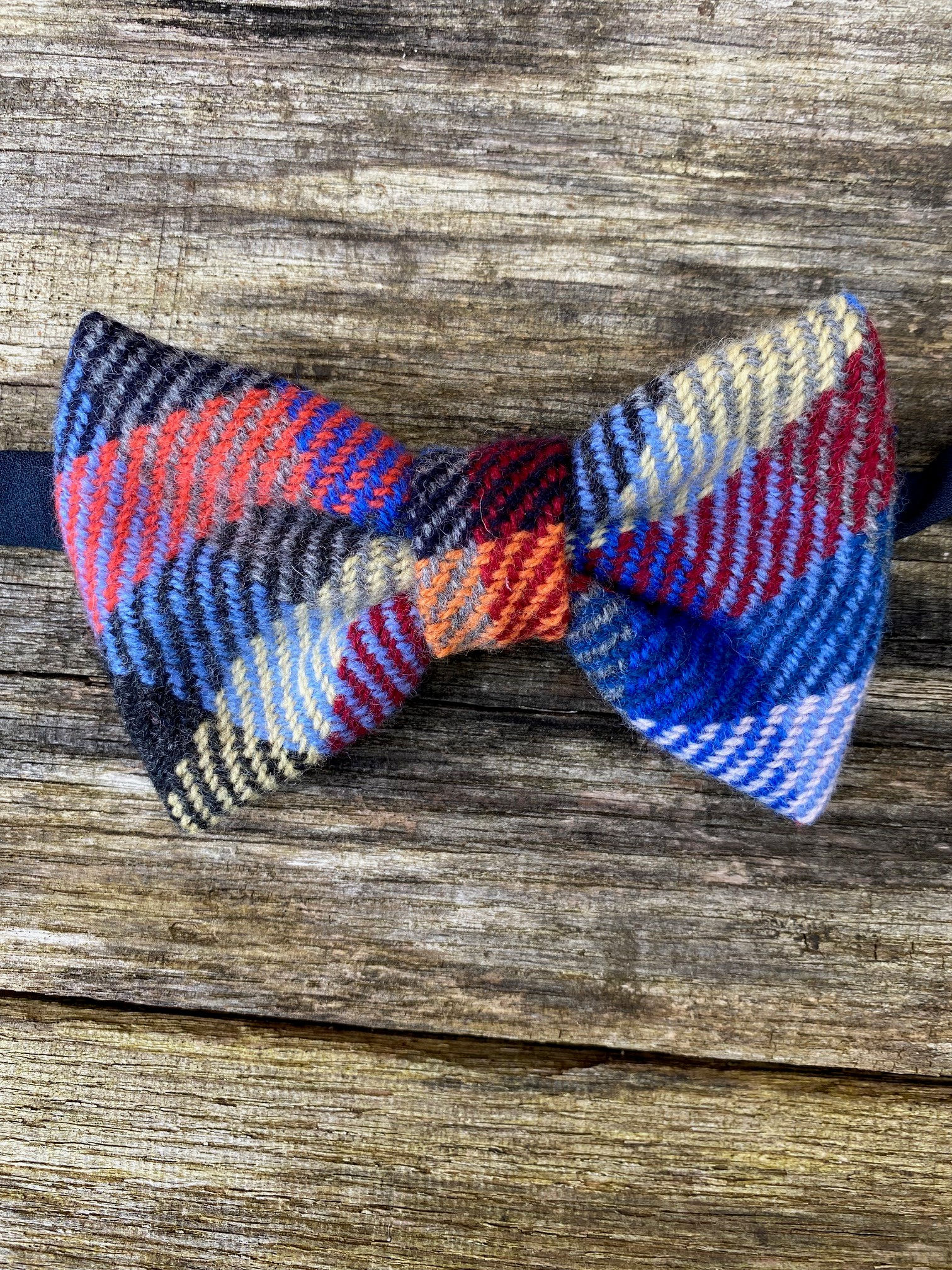 Handwoven bright bow tie