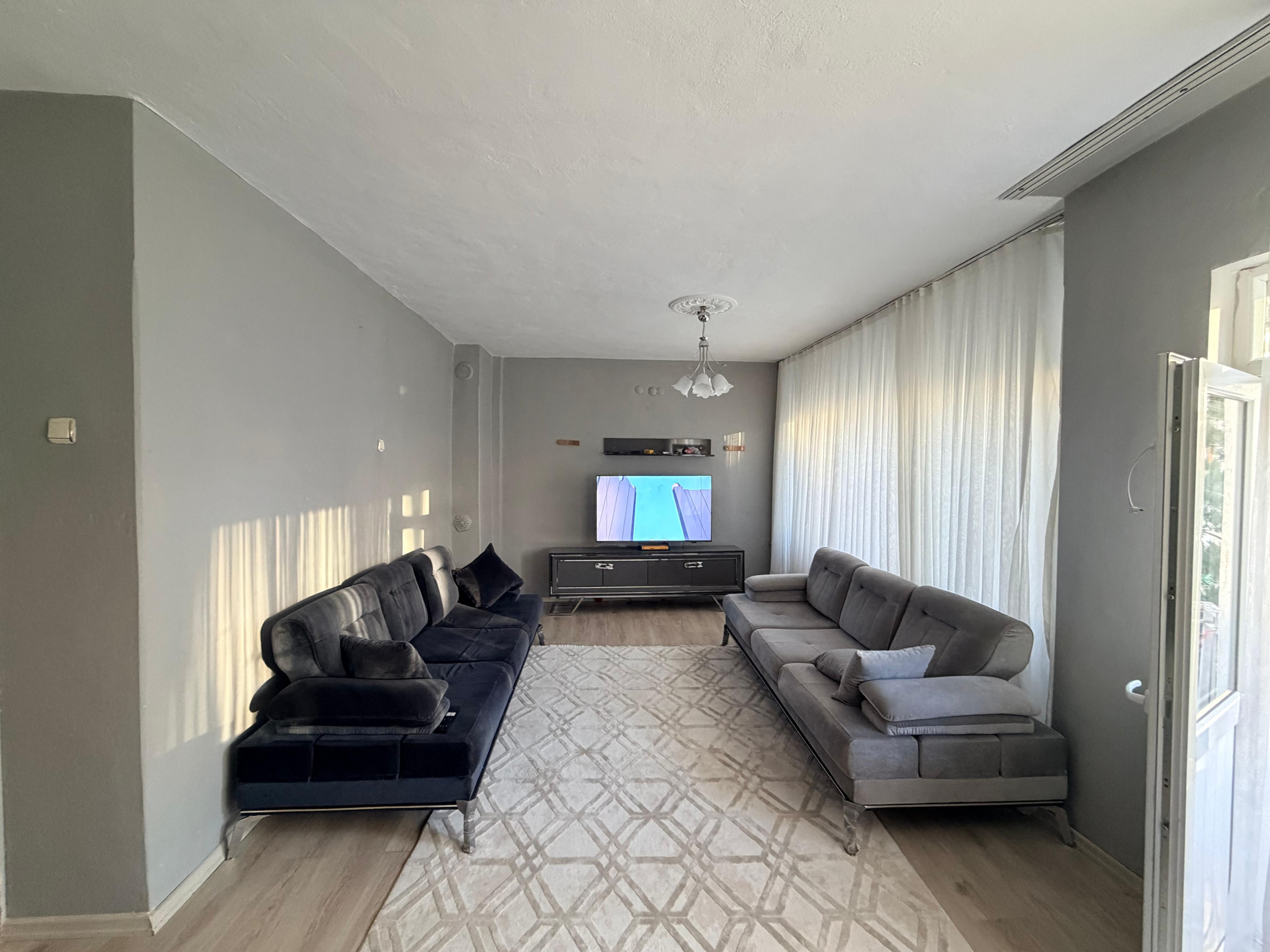 YENİŞEHİR'DE İÇİ YAPILI ARA KAT KİRALIK 3+1 DAİRE