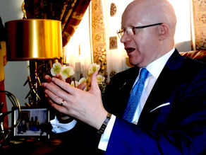 Thierry Moungalla, ministre des Postes et Télécommunications :