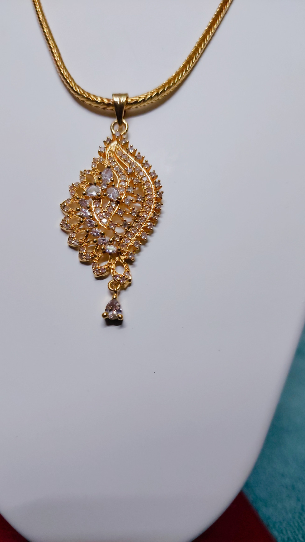 Thumbnail: ad stone penton with chain