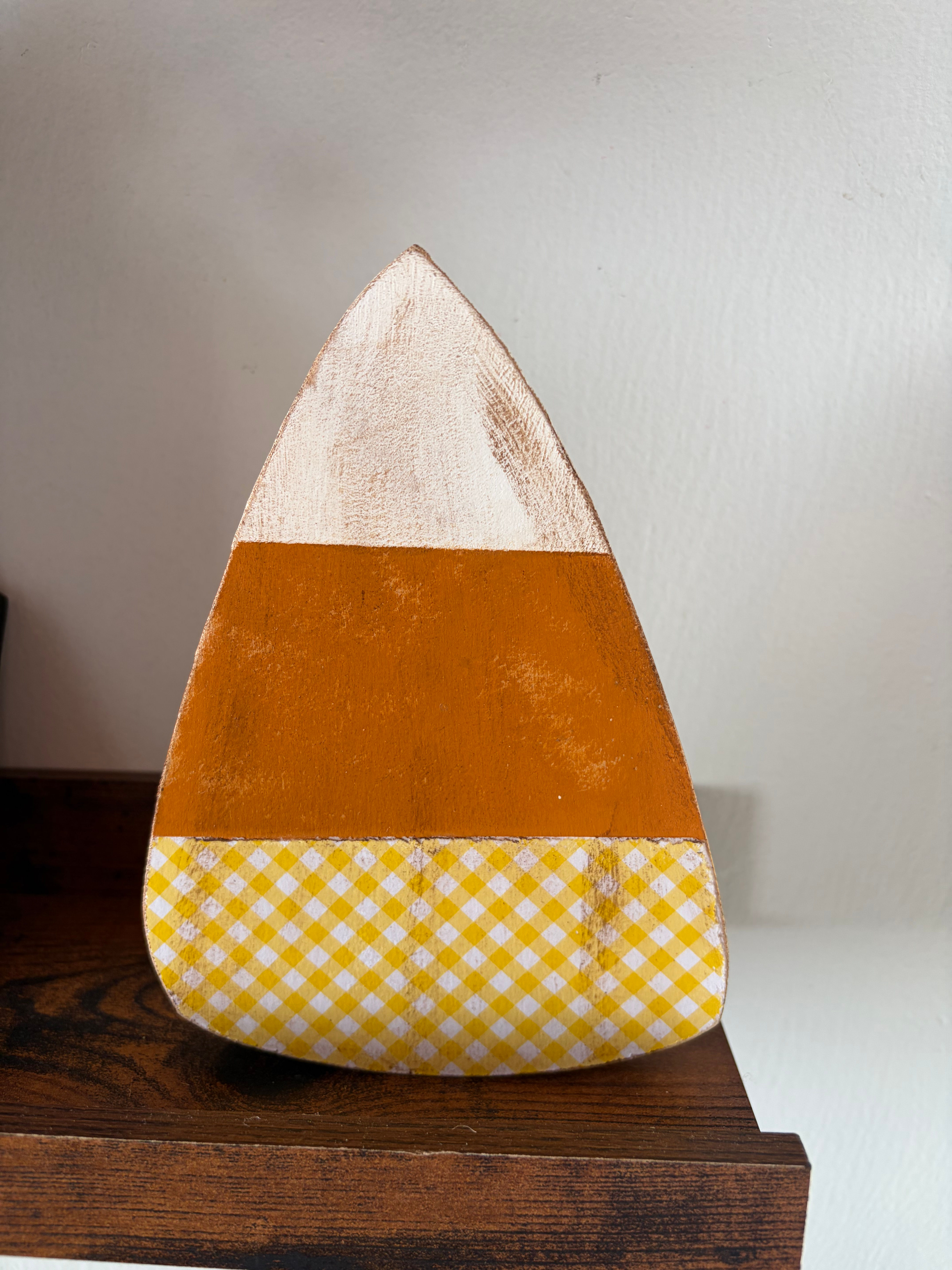 Wooden Candy Corn Shelf Sitter