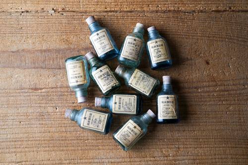 古道具】薬瓶 | tokinokumo