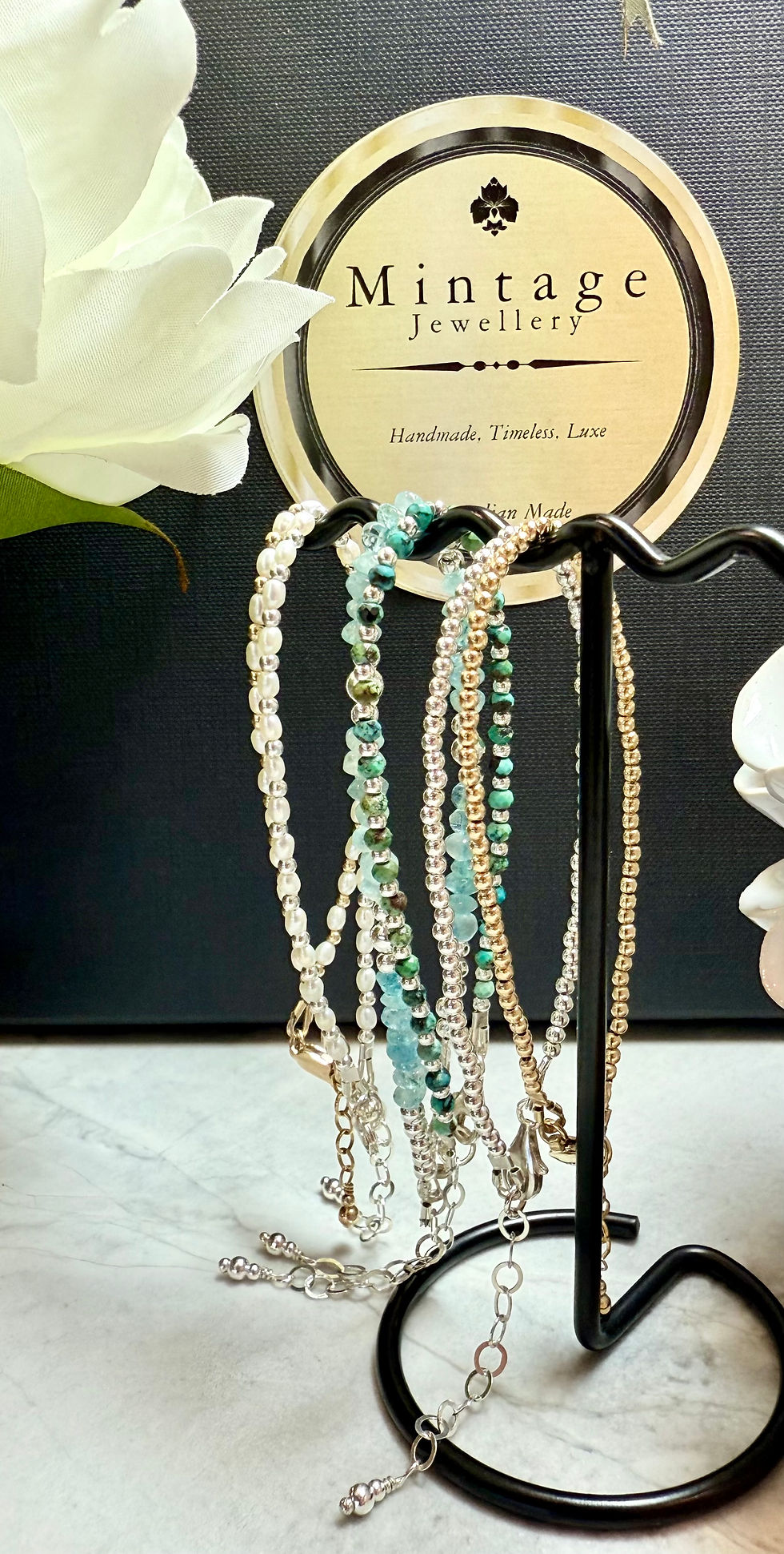 Thumbnail: Classic Metallic Bracelet (Clasp)