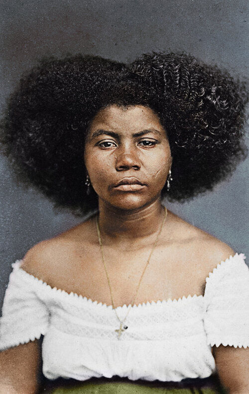 mulher preta, foto histórica colorizada