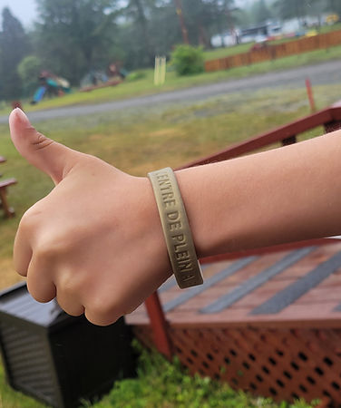 Bracelet journalier – Amusez-vous toute la journée ! Offrez à vos enfants (et à vous-même !) un accès illimité au mini-putt